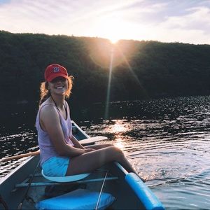 Meet your Posher, Emily